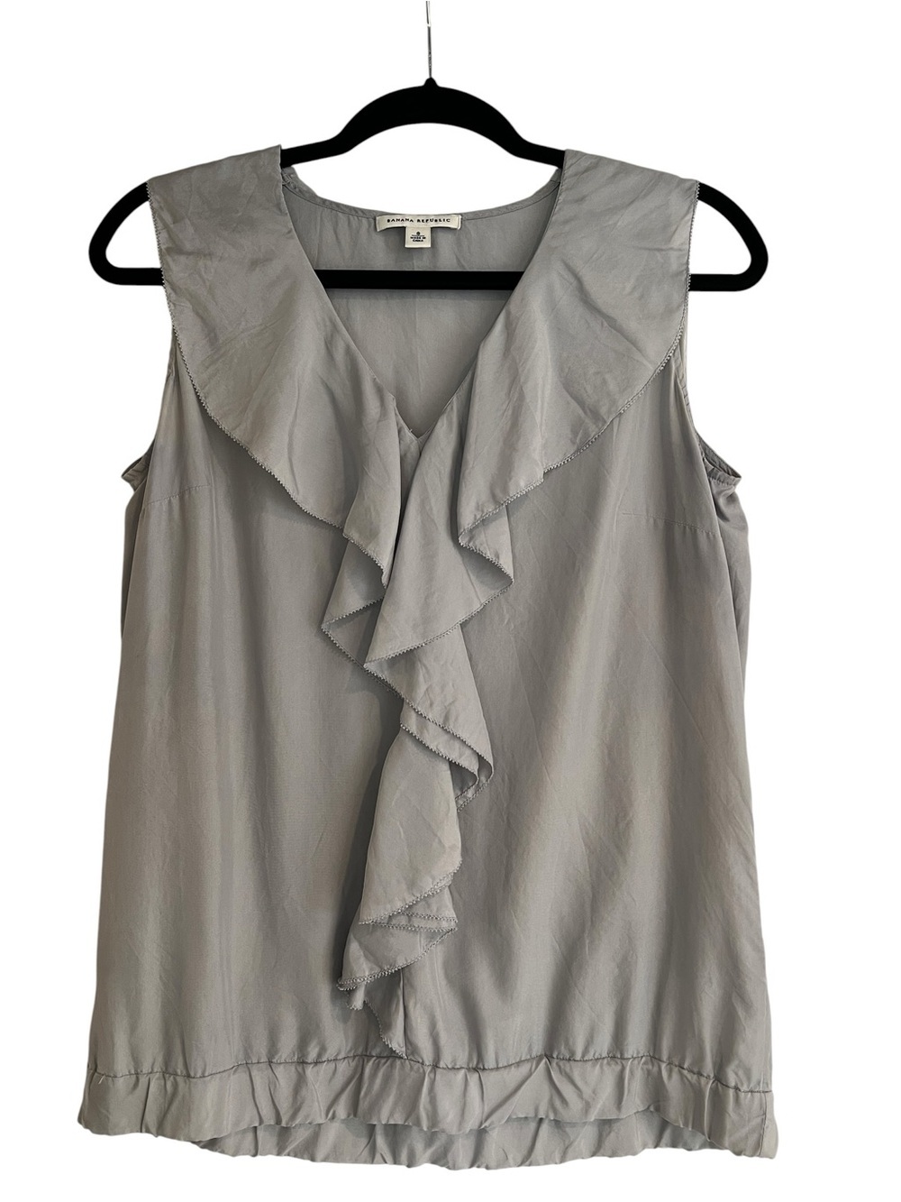 Banana Republic Gray Ruffle V-Neck 100% Silk Sleeveless Whimsical Coastal Top- S